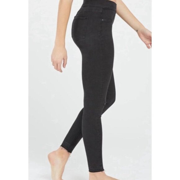 NEW Spanx denim legging jean jegging distressed black skinny stretch Small - Picture 3 of 16
